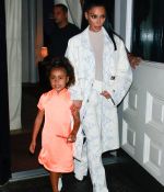 Access_Kardashian_010.jpg