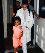 Access_Kardashian_014.jpg