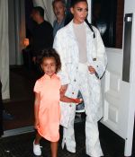 Access_Kardashian_015.jpg