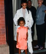 Access_Kardashian_05.jpg