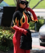 Access_Kardashian_005.jpg