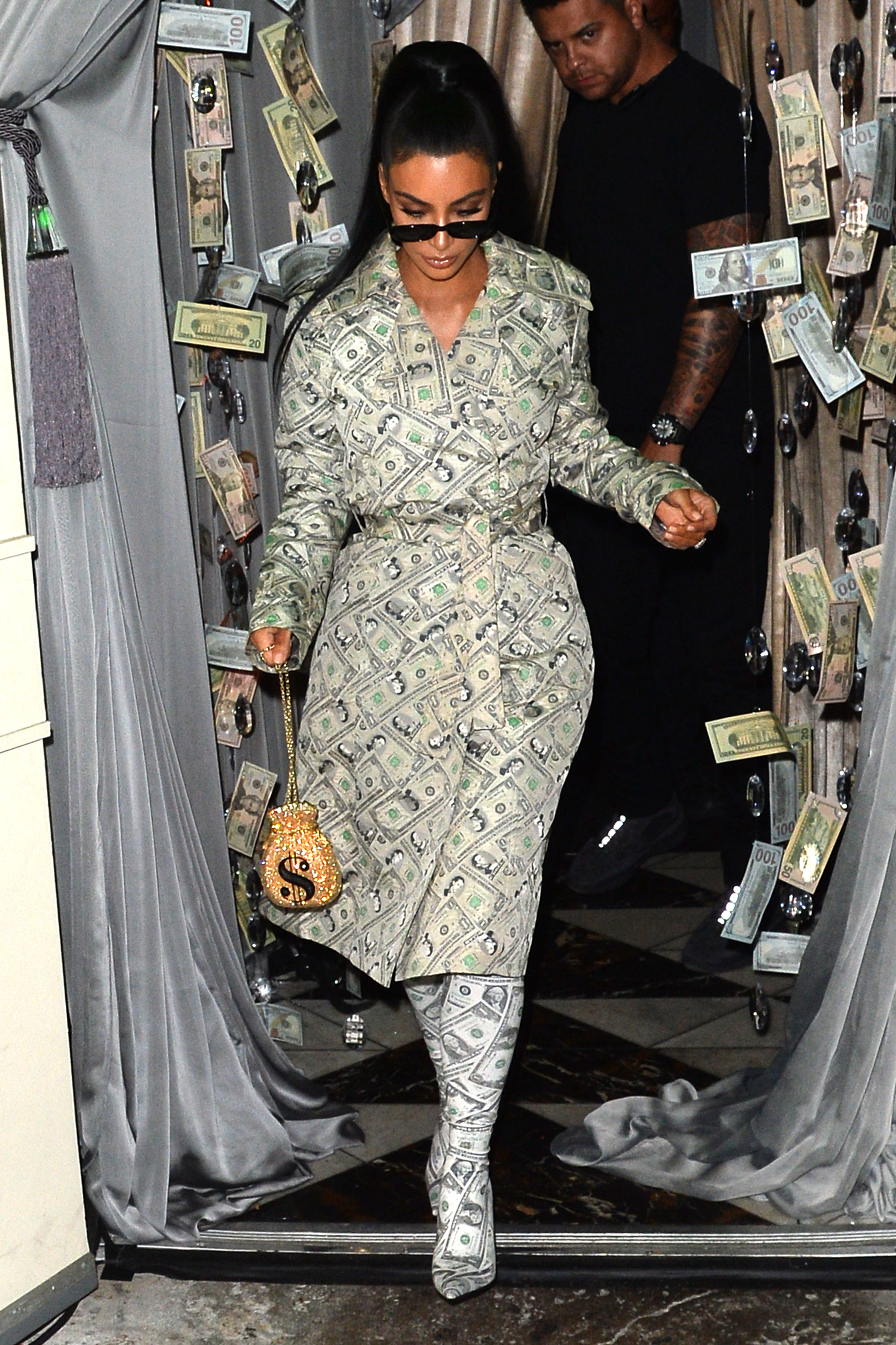 Access_Kardashian_06.jpg