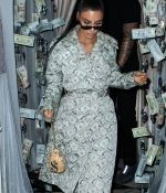 Access_Kardashian_09.jpg