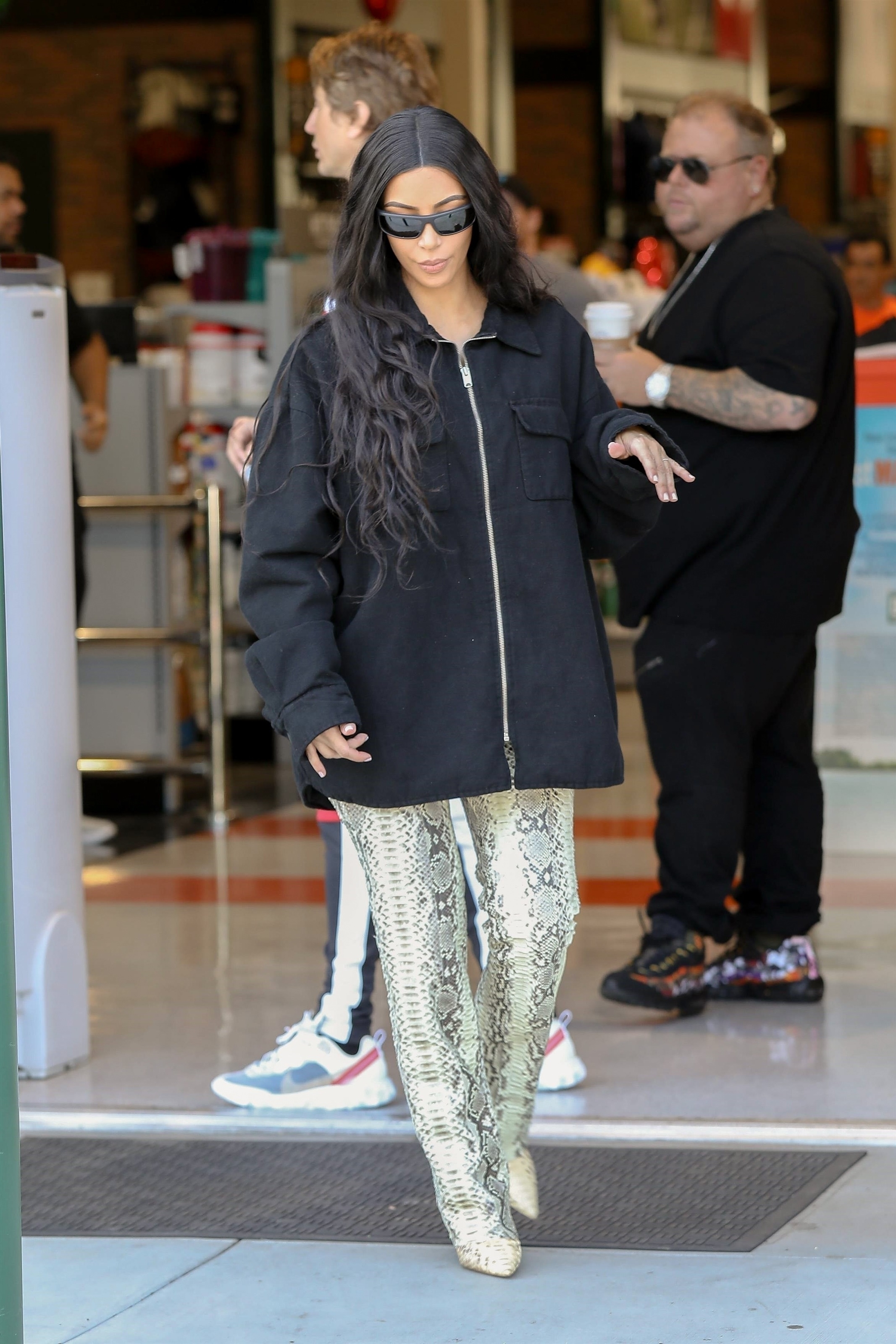 Access_Kardashian_05.jpg