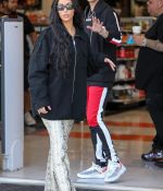 Access_Kardashian_02.jpg