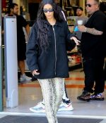 Access_Kardashian_04.jpg