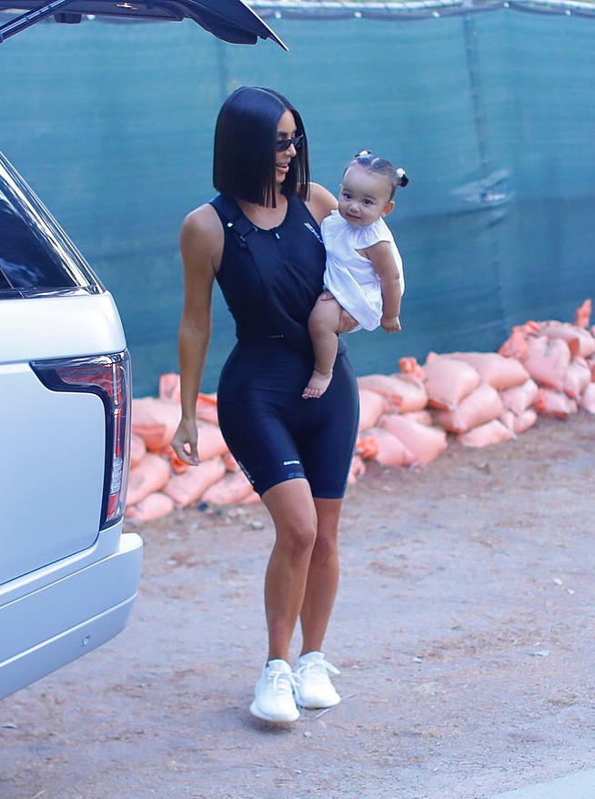 Access_Kardashian_010.jpg