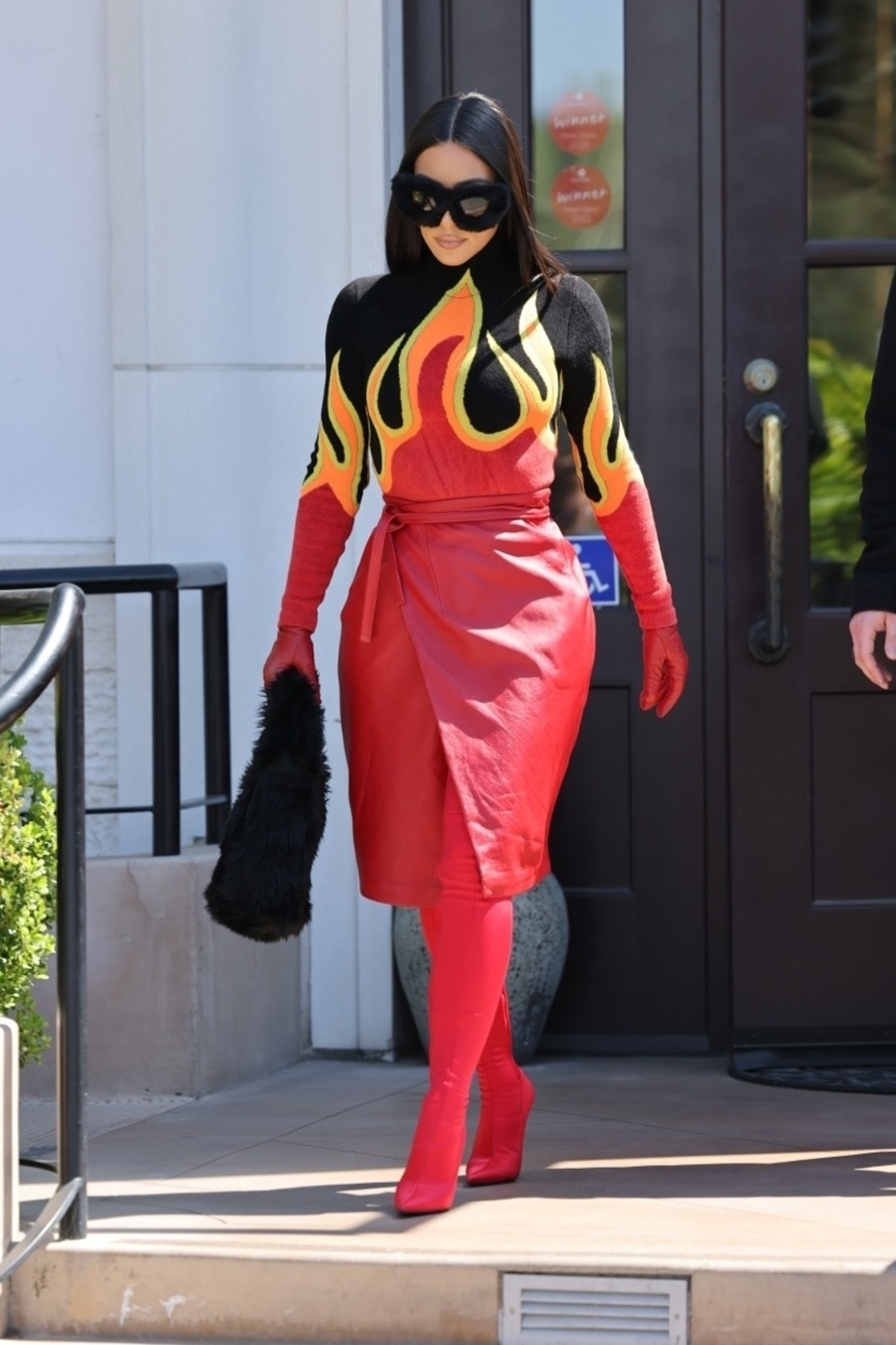 Access_Kardashian_005.jpg