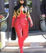 Access_Kardashian_007.jpg