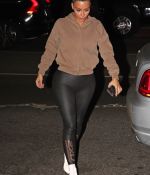Access_Kardashian_02.jpg