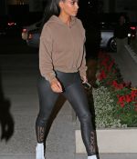 Access_Kardashian_09.jpg