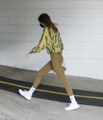 Access_Kardashian_001.jpg