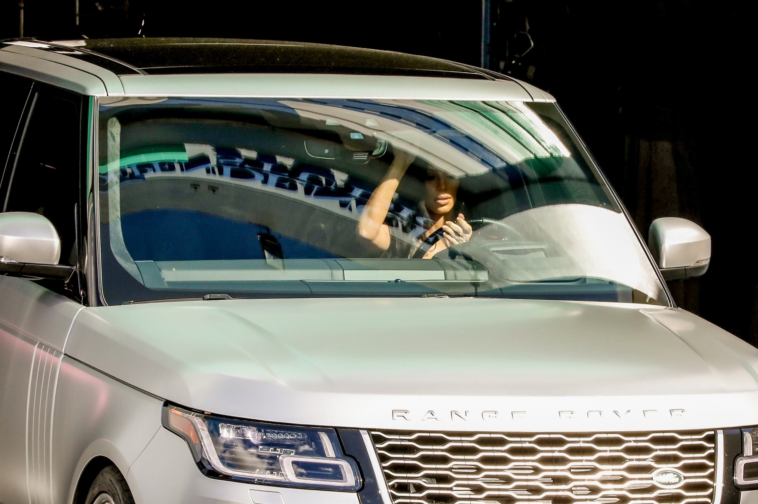 Access_Kardashian_08.jpg