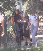 Access_Kardashian_08.jpg