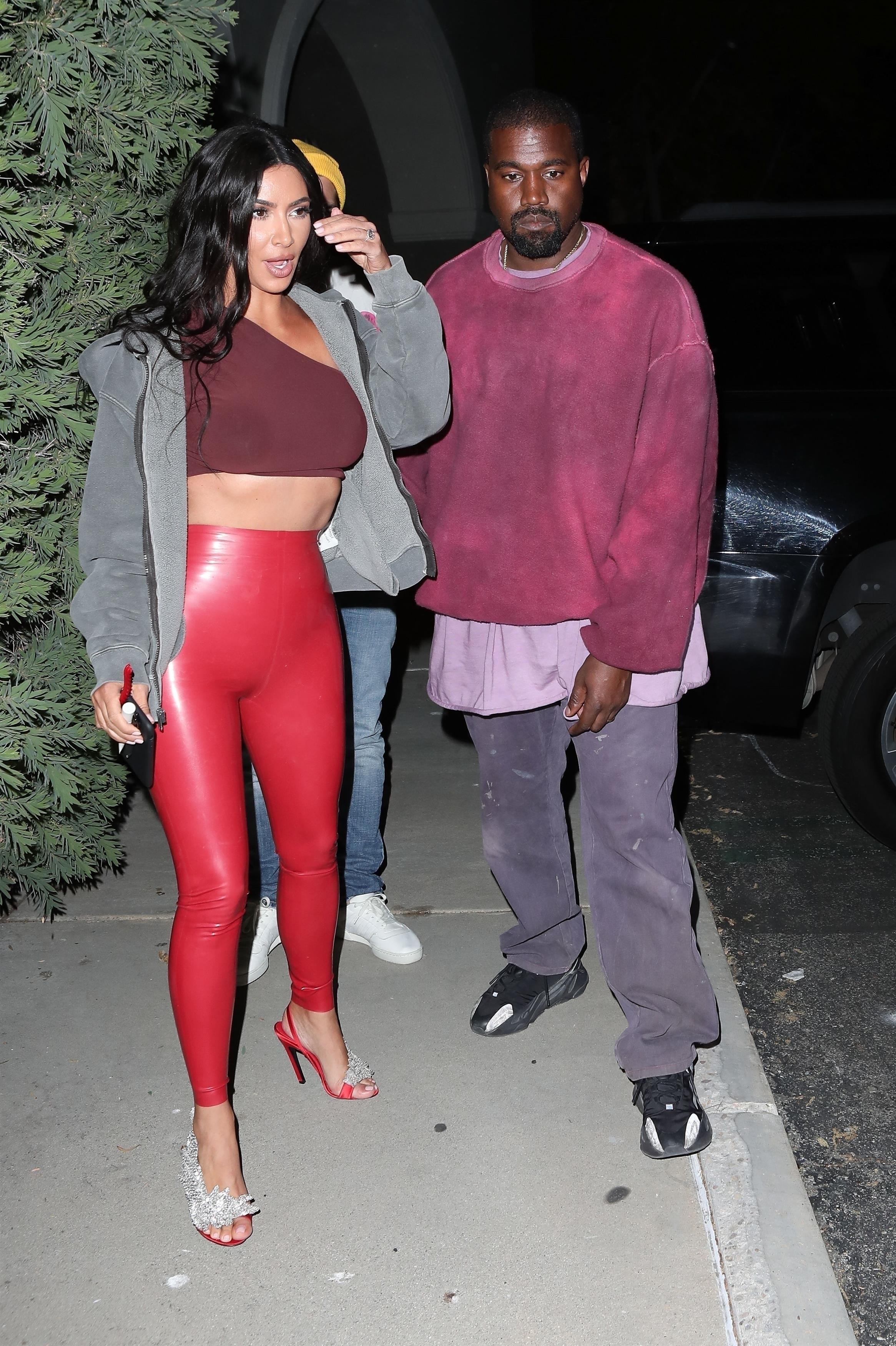 Access_Kardashian_05.jpg