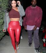 Access_Kardashian_06.jpg