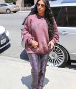 Access_Kardashian_02.jpg