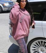 Access_Kardashian_06.jpg