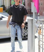 Access_Kardashian_08.jpg