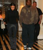 Access_Kardashian_07.jpg