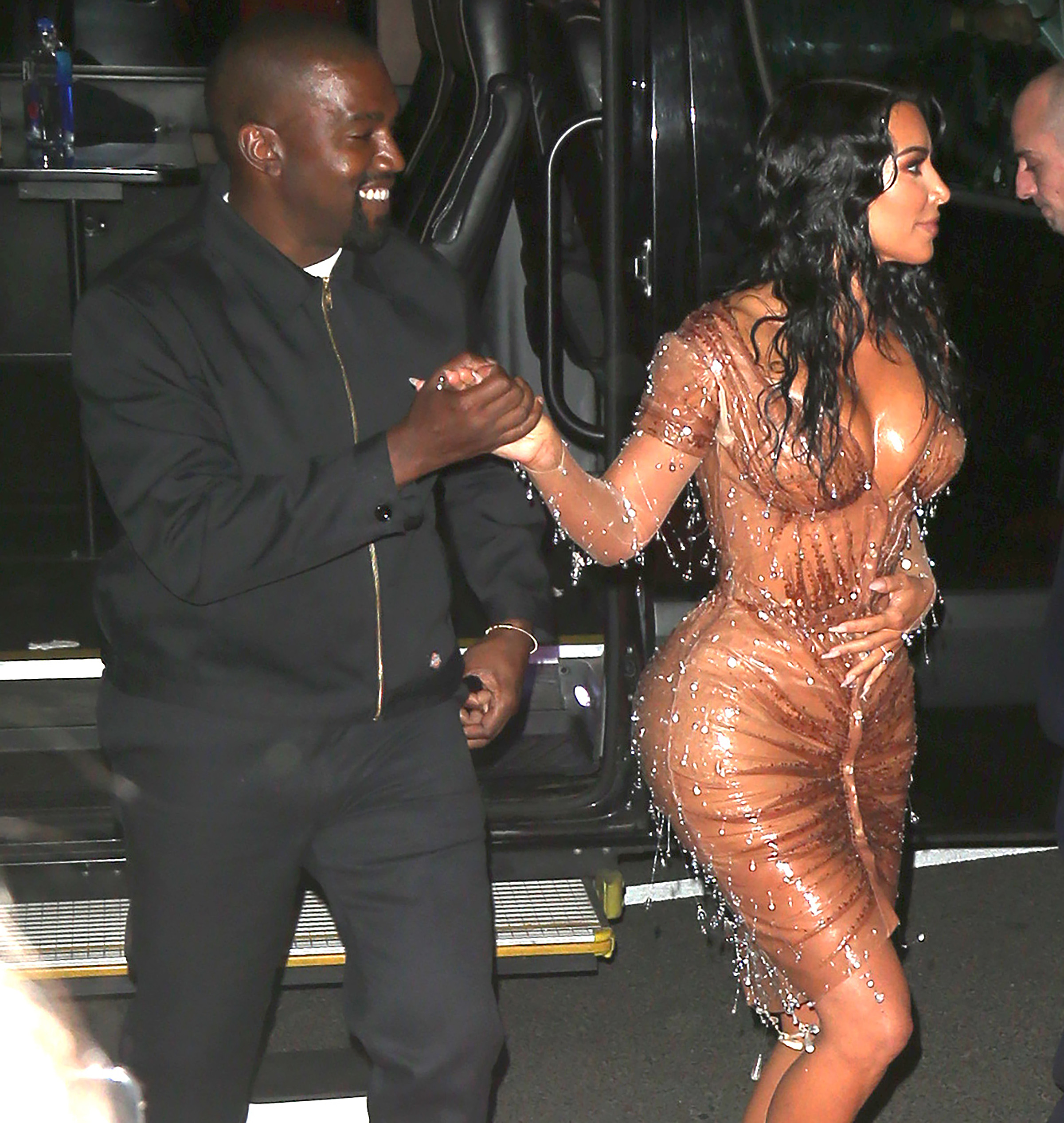 Access_Kardashian_03.jpg