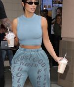 Access_Kardashian_03.jpg