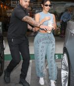 Access_Kardashian_08.jpg