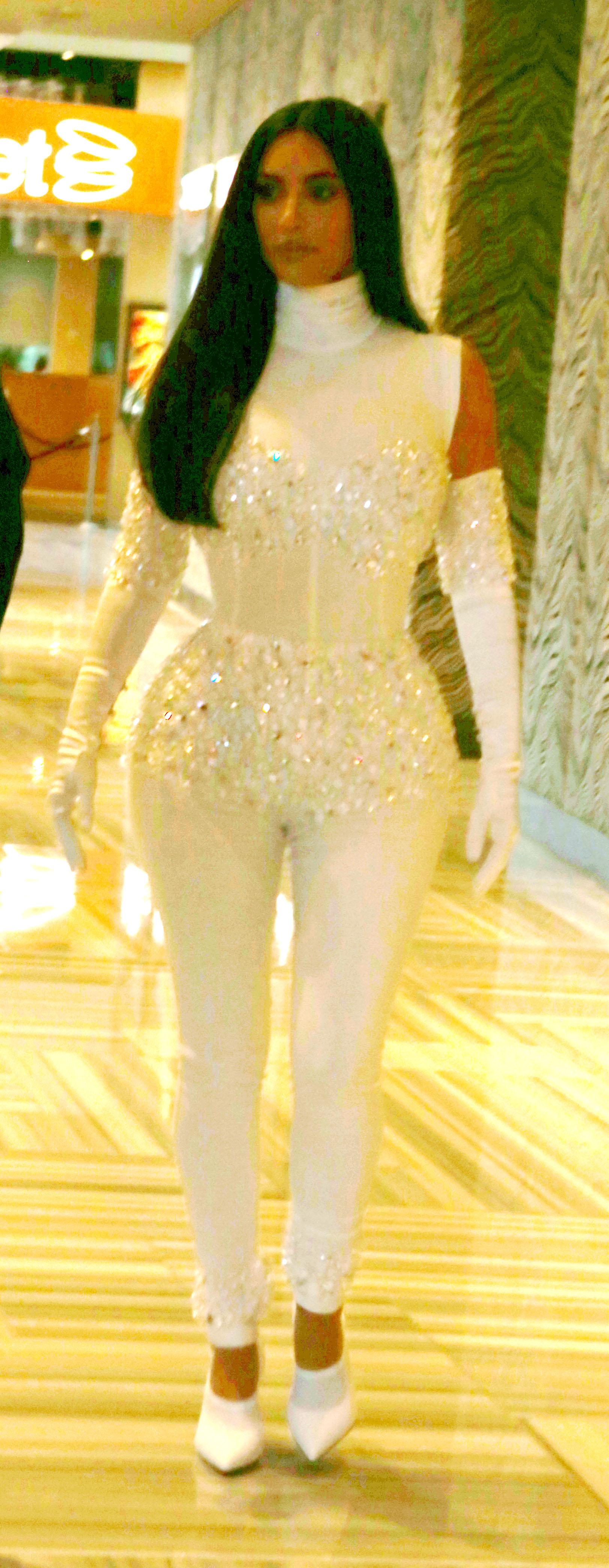 Access_Kardashian_03.jpg