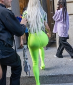 Access_Kardashian_002.jpg