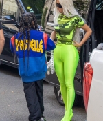 Access_Kardashian_004.jpg