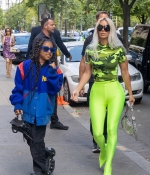 Access_Kardashian_010.jpg