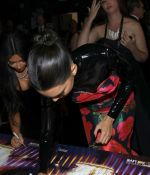 Access_Kardashian_07.jpg