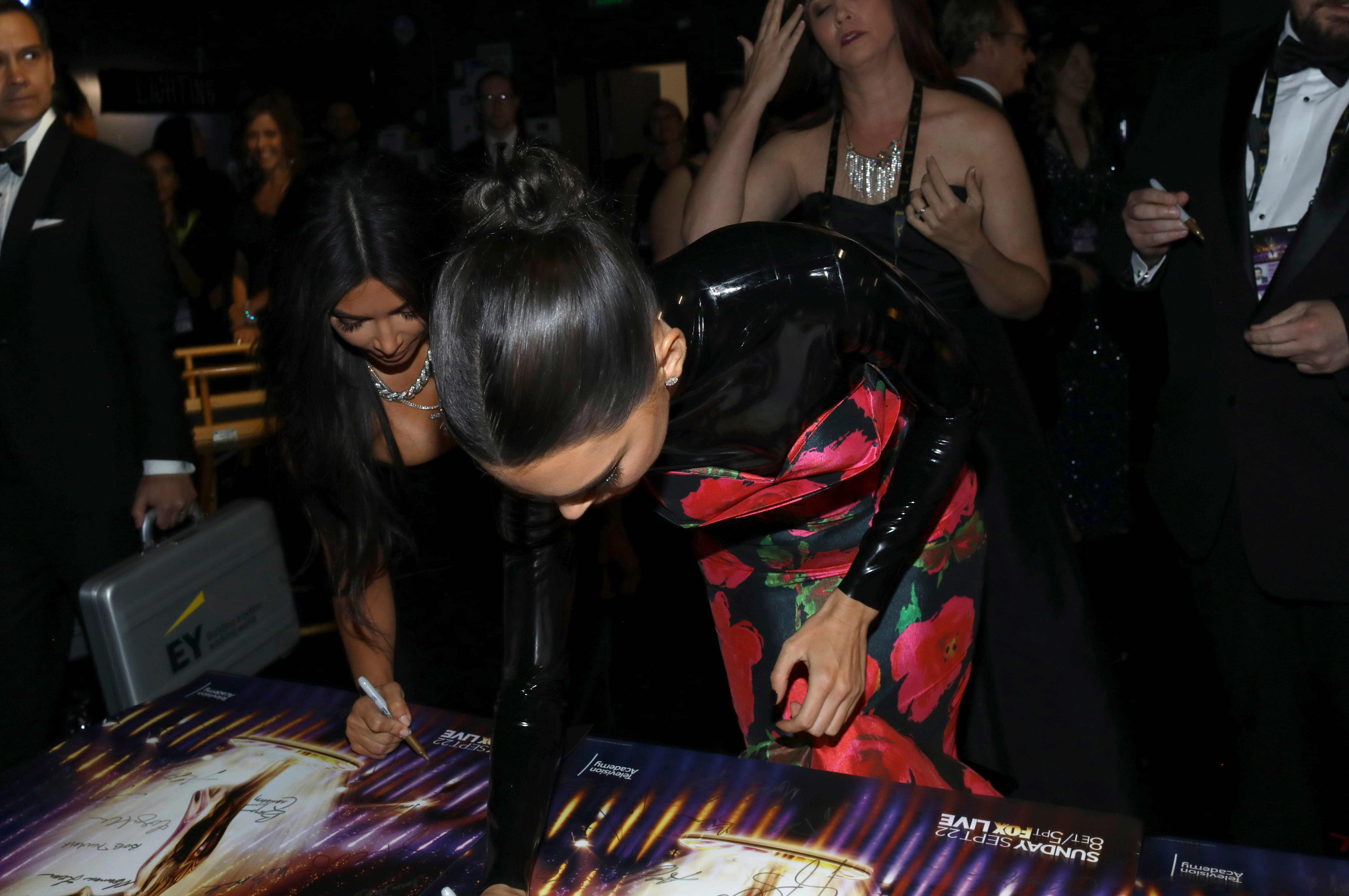 Access_Kardashian_06.jpg