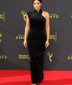 Access_Kardashian_04.jpg
