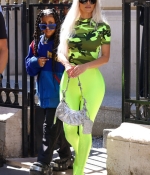 Access_Kardashian_006.jpg