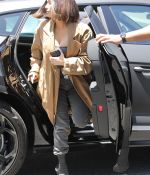 Access_Kardashian_06.jpg