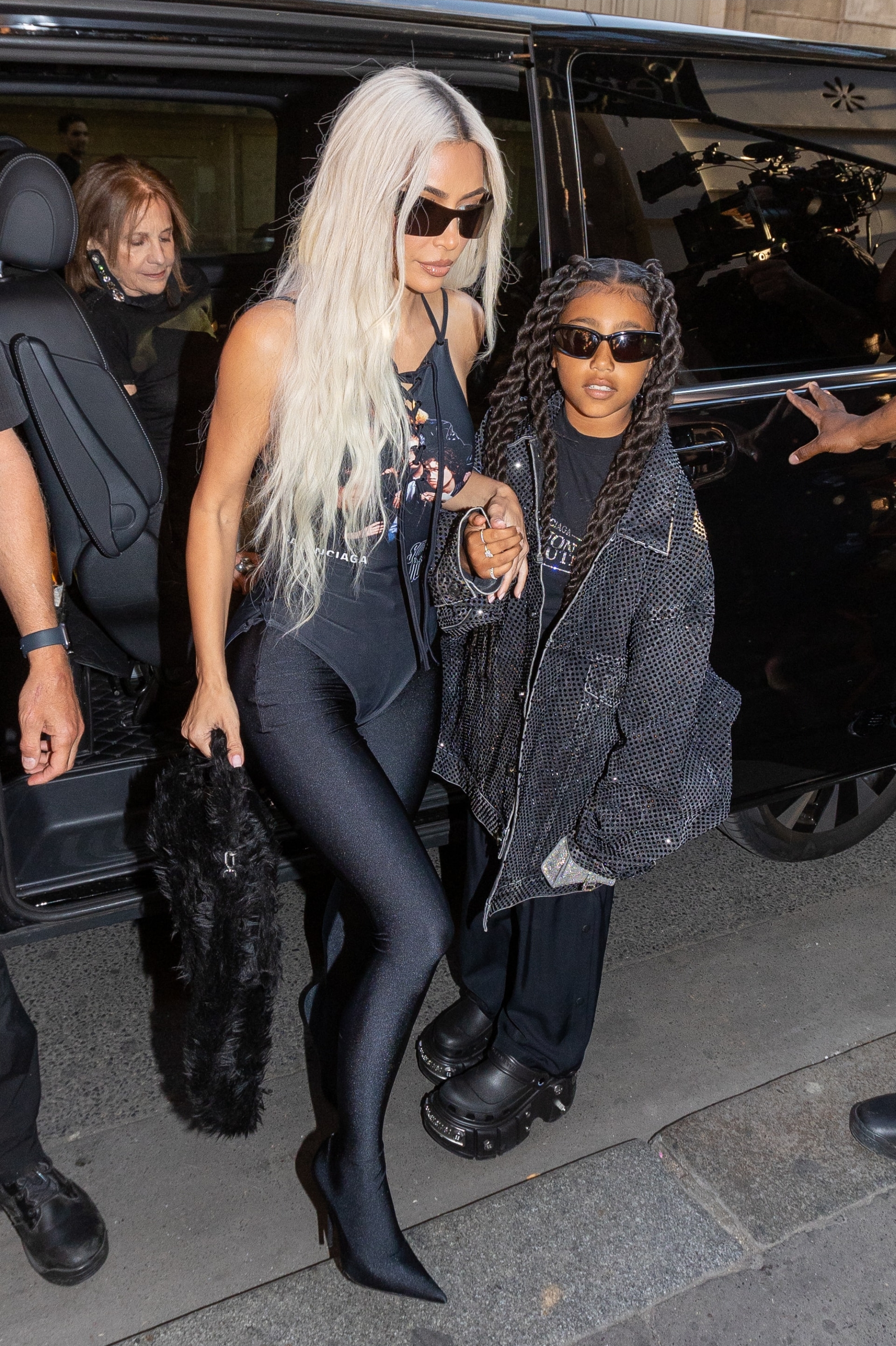 Access_Kardashian_003.jpg