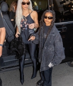 Access_Kardashian_001.jpg