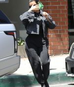 Access_Kardashian_02.jpg