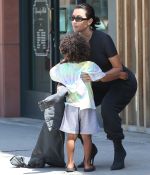 Access_Kardashian_07.jpg