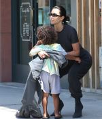 Access_Kardashian_08.jpg