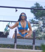 Access_Kardashian_05.jpg