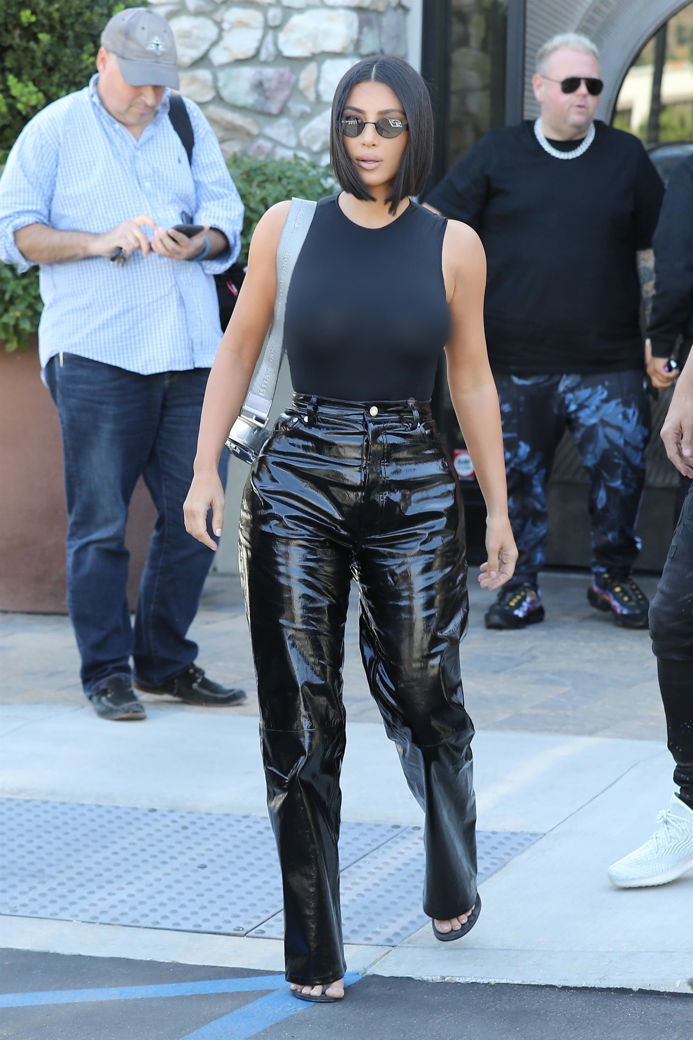 Access_Kardashian_06.jpg