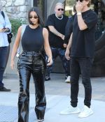 Access_Kardashian_05.jpg