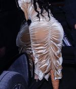 Access_Kardashian_05.jpg