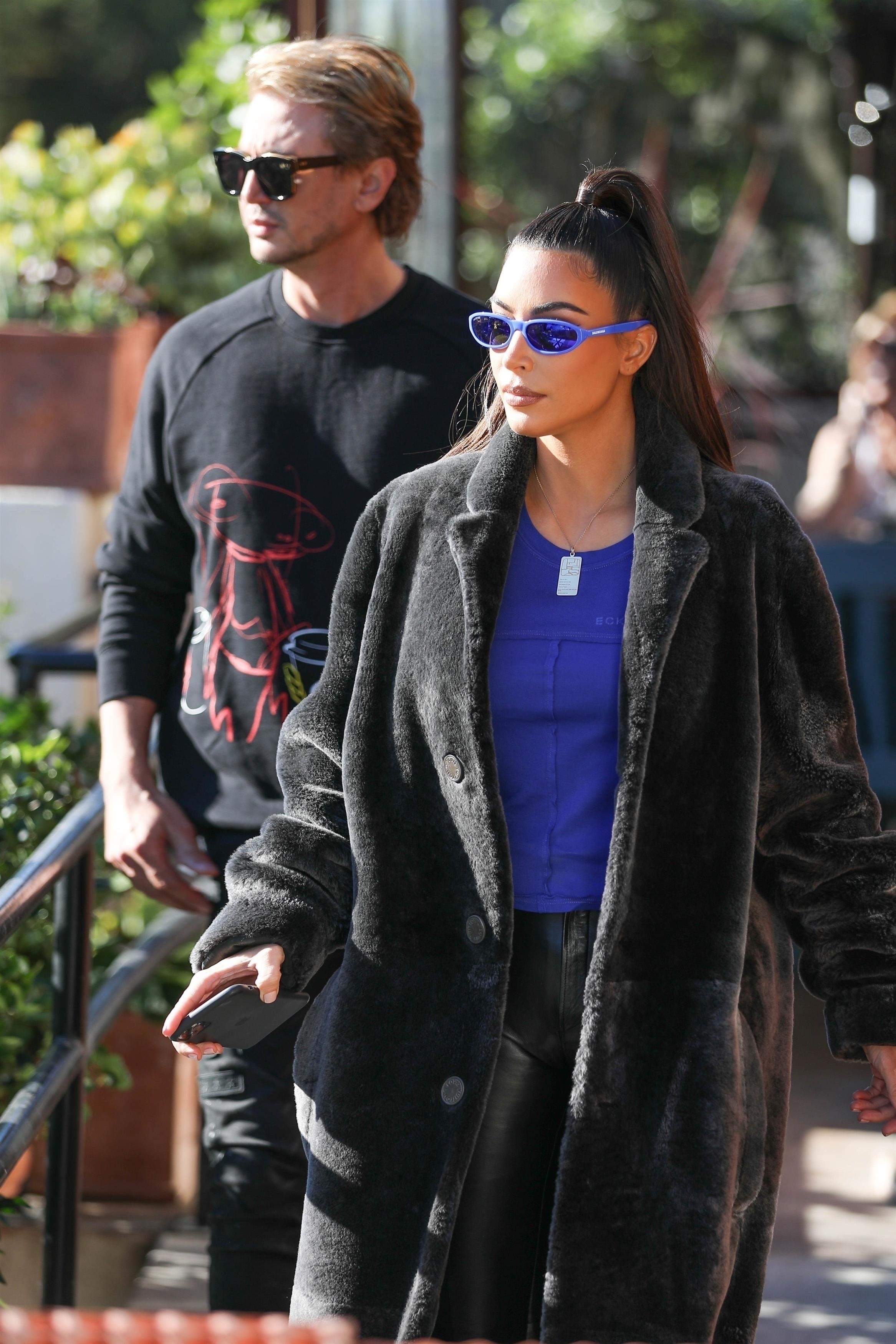 Access_Kardashian_08.jpg