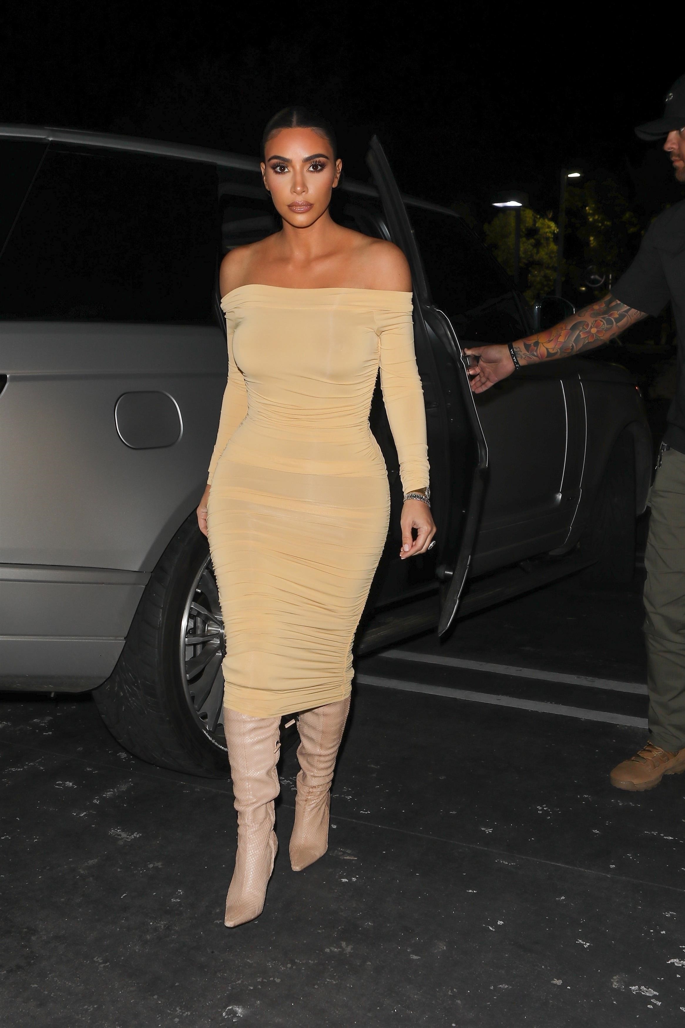 Access_Kardashian_02.jpg