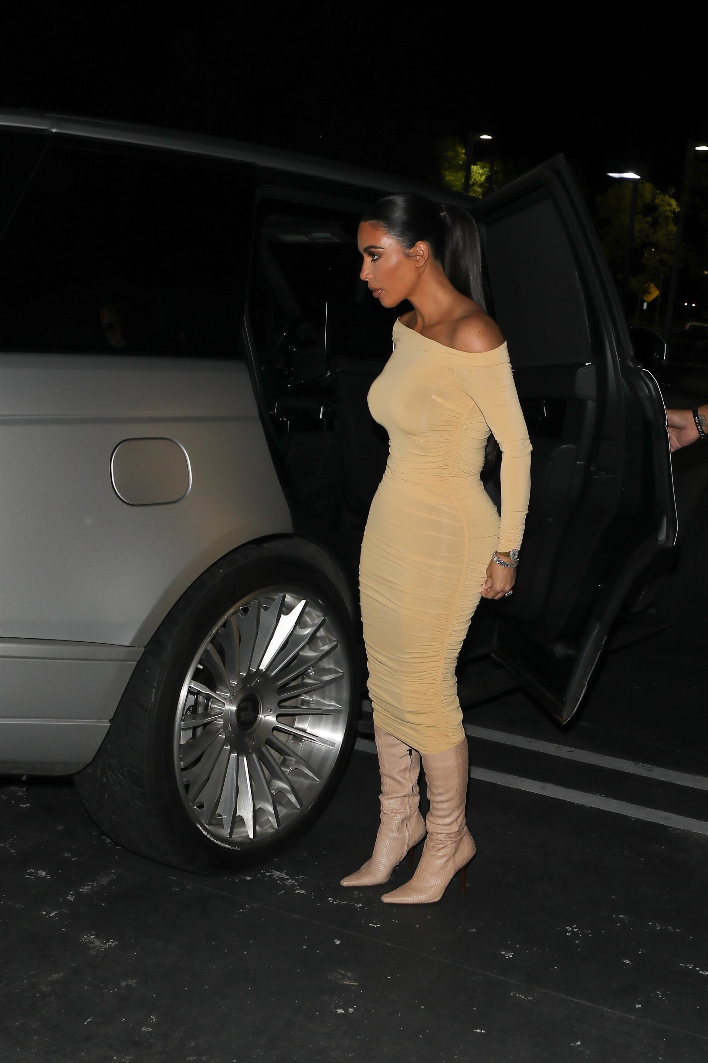 Access_Kardashian_09.jpg