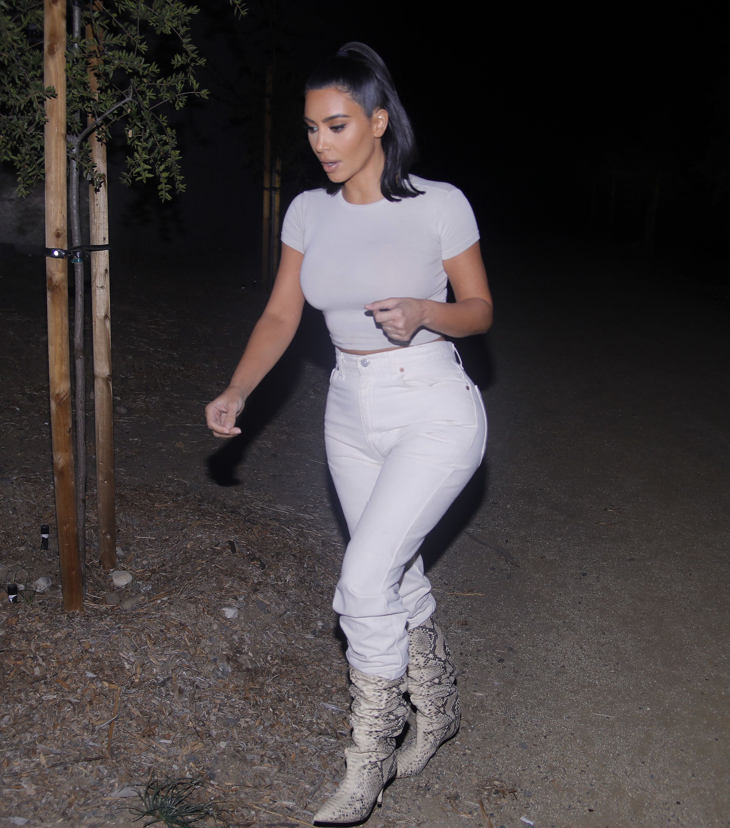Access_Kardashian_015.jpg