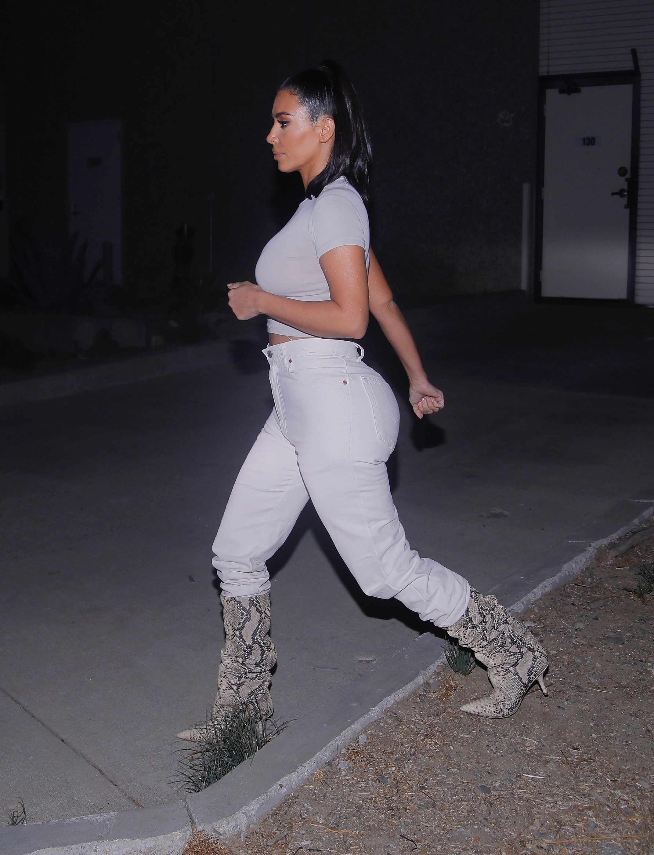 Access_Kardashian_02.jpg